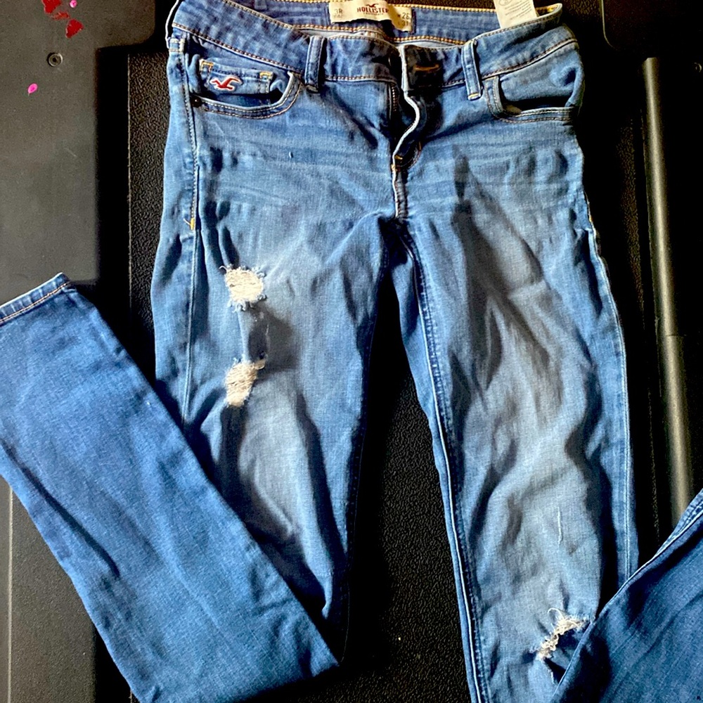 Hollister jeans size 3